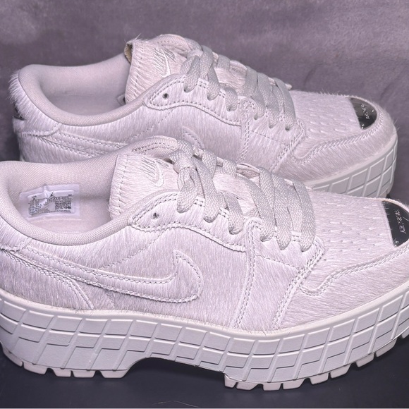 Jordan 1 Brooklyn Low - Picture 3 of 17